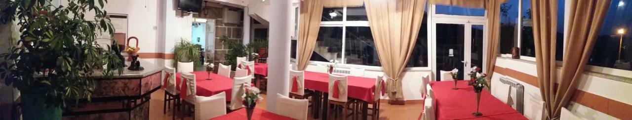 Hotel Gite Cantinho Davo Campea Buitenkant foto